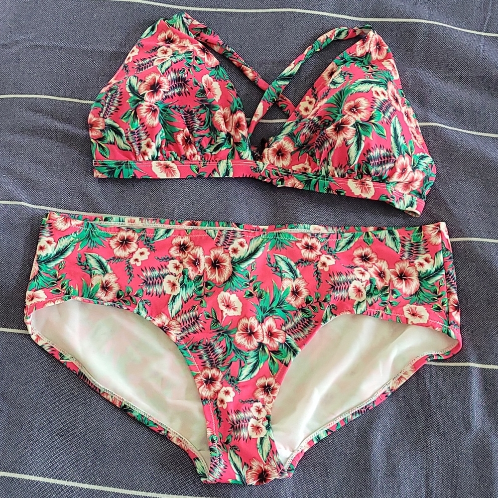 Bikini bathing suite